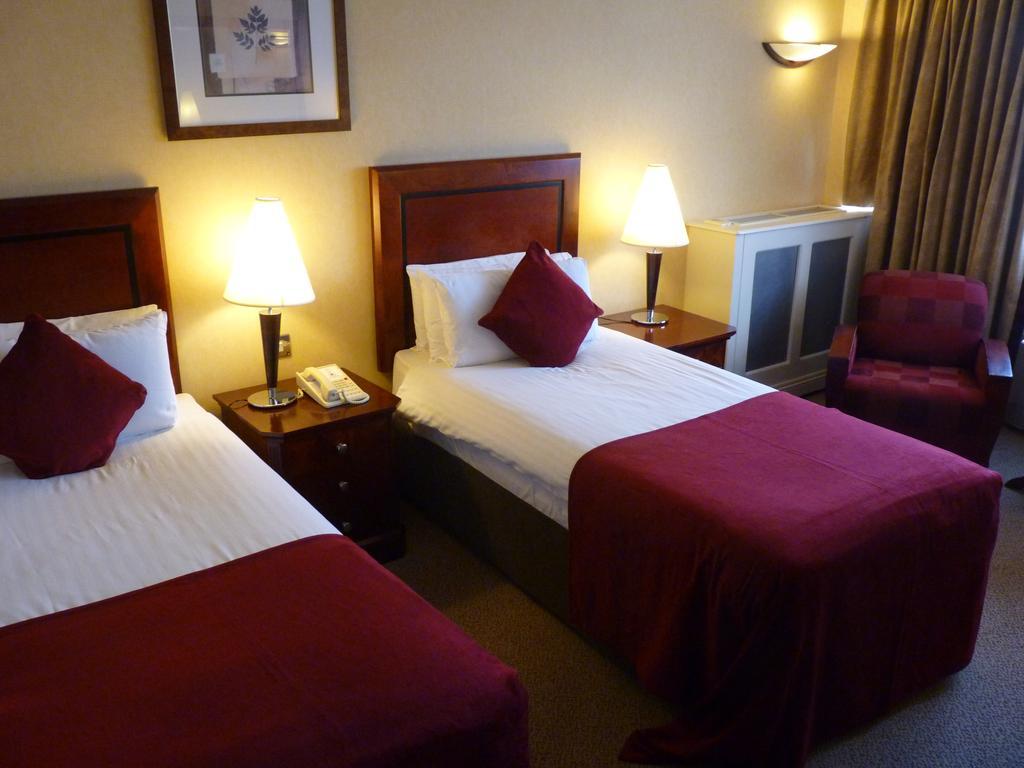 Clyde Court Hotel Дублін Номер фото