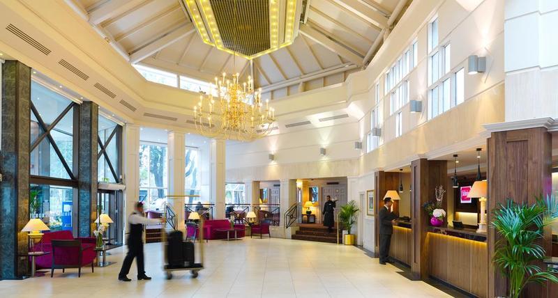 Clyde Court Hotel Дублін Екстер'єр фото